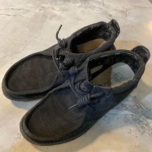 Hey Dude Men’s black low boots linen style